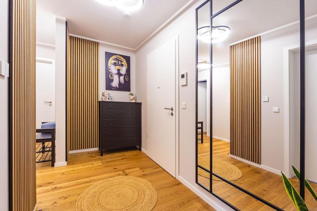A&V Apartments Wunderschoene Penthouse Wohnung Мьорс Екстериор снимка